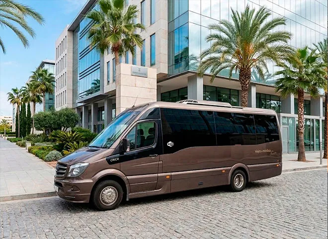 Imagen de autobús para empresa en Málaga